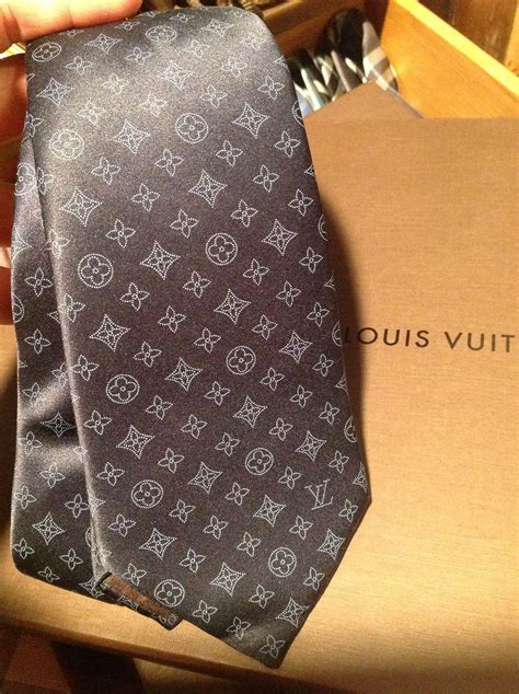 louis vuitton men ties|louis vuitton tekkie.